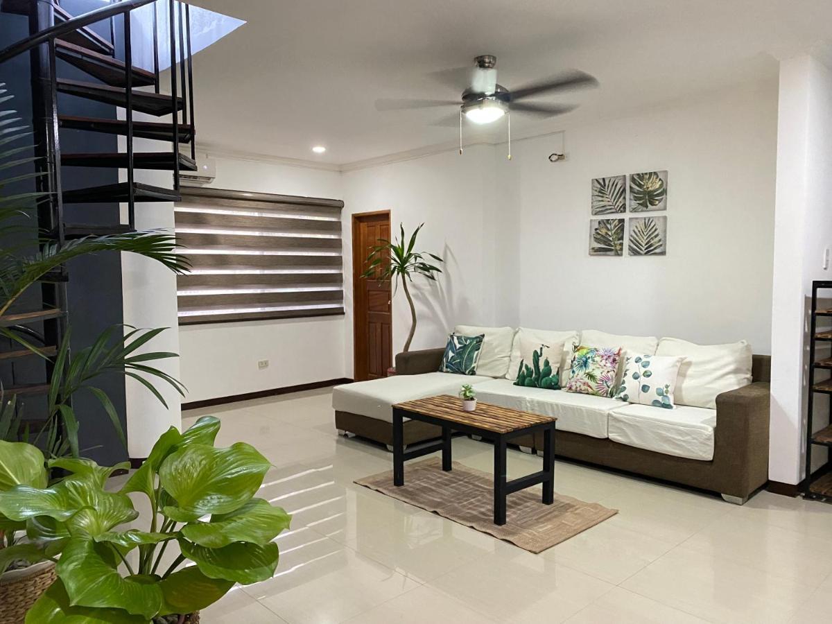 Bakawan Hostel Coron Exteriér fotografie